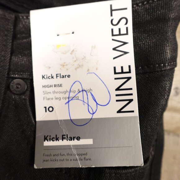 Nine West Kick Flare Jeans Women’s Size 10 Black High Rise Coated Denim Waxed - Picture 4 of 12